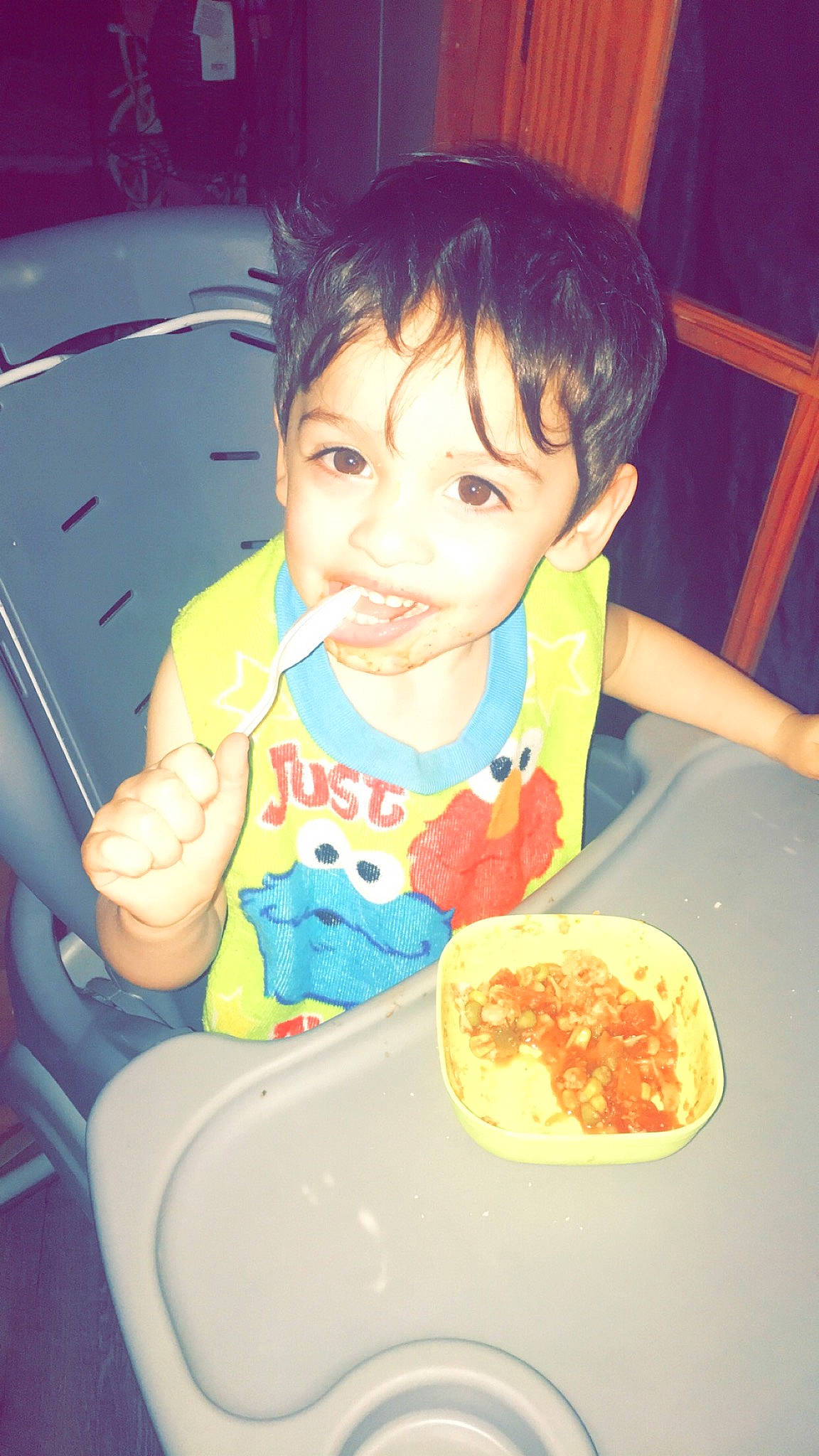 Kaynyn. is registered to the contest to win money with this photo: chair, child, chin, comfort_food, cuisine, dish, dishware, face, food, food_craving, ingredient, junk_food, person, plate, recipe, sharing, sweetness, t_shirt, table, tableware