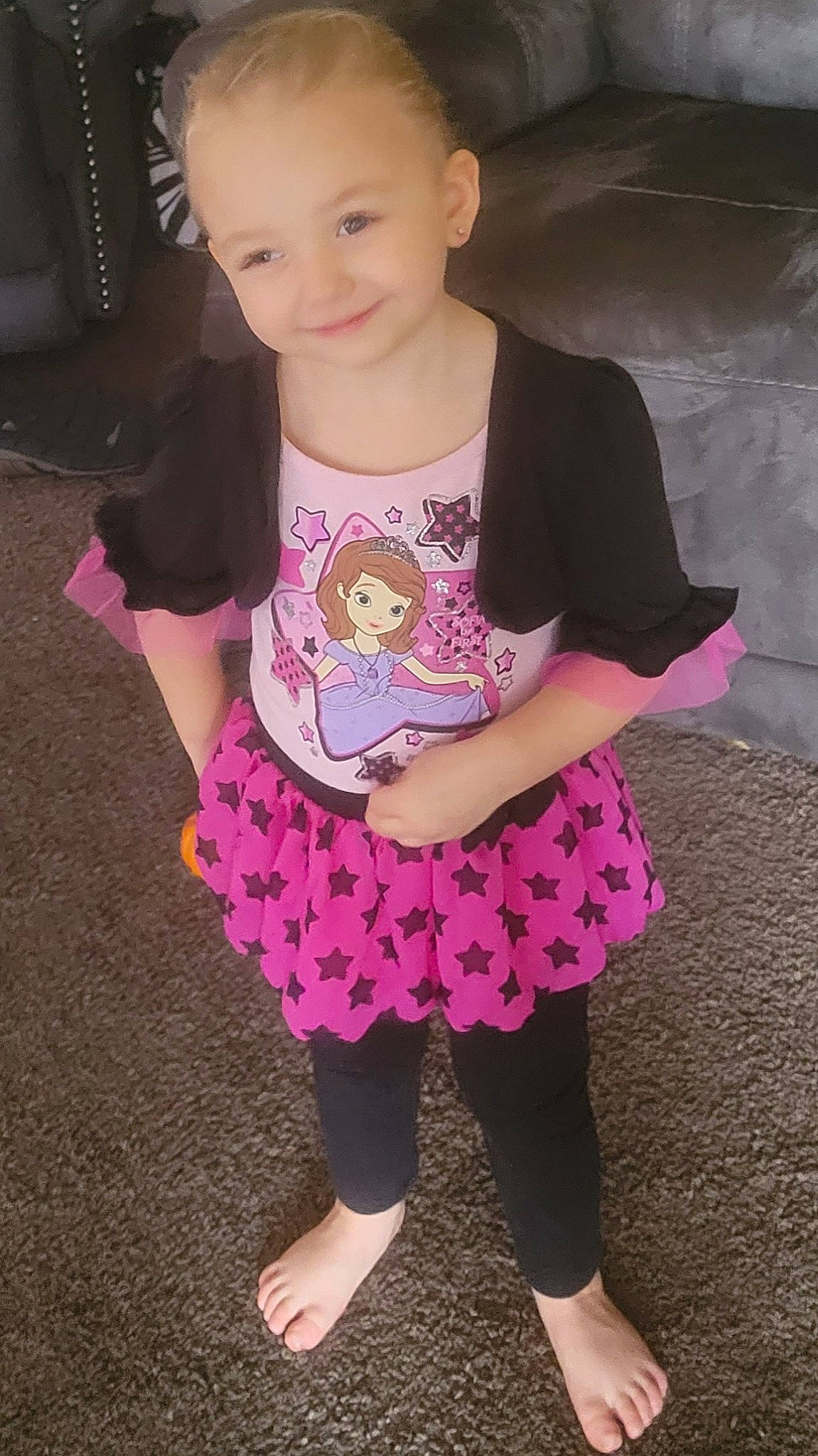 Kayliana is registered to the contest to win money with this photo: active_pants, baby_toddler_clothing, clothing, facial_expression, hairstyle, happy, head, headgear, human_body, joy, leg, lip, neck, organ, person, pink, shoulder, skin, sleeve, smile