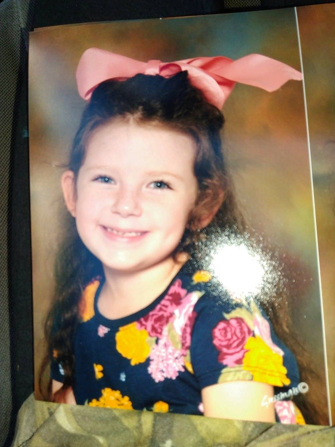 Aubrianna is registered to the contest to win money with this photo: art, cheek, child, chin, cool, eye, eyelash, facial_expression, forehead, fun, hairstyle, happy, joy, lip, magenta, nose, person, photograph, pink, smile