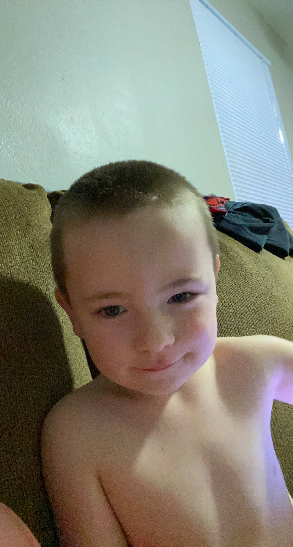 Kelly joined the competition — help win amazing prizes! cheek, chest, ear, eye, eyebrow, eyelash, finger, forehead, hair, happy, human_body, iris, jaw, lip, mouth, muscle, neck, nose, person, skin