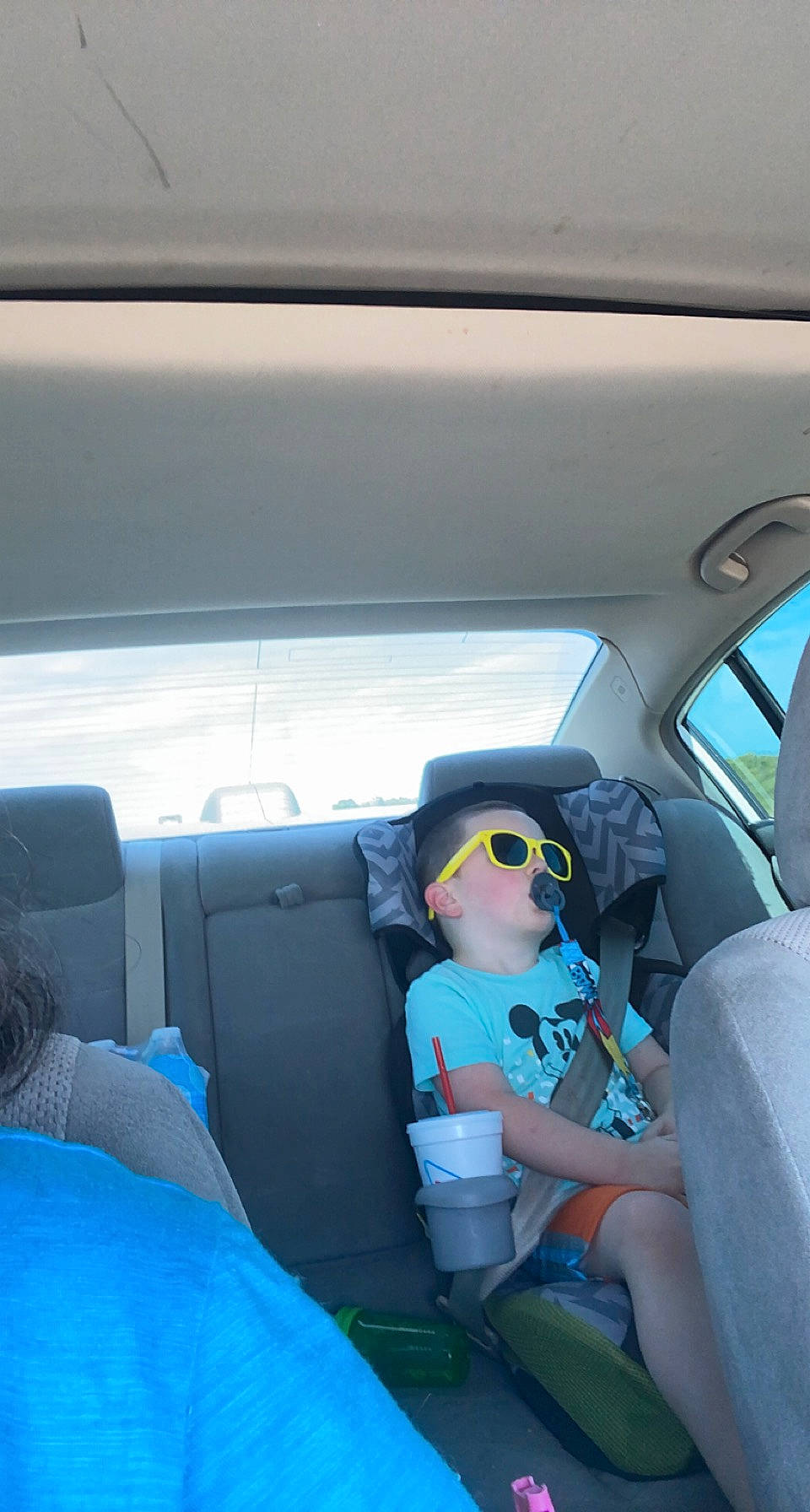 Kelly is registered to the contest to win money with this photo: auto_part, automotive_design, automotive_exterior, car, car_seat, car_seat_cover, family_car, goggles, head_restraint, luxury_vehicle, motor_vehicle, person, personal_luxury_car, seat_belt, steering_part, steering_wheel, sunglasses, vehicle, vehicle_door, window