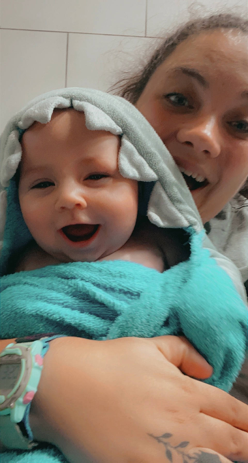 Amelia is registered to the contest to win money with this photo: blue, cheek, chin, comfort, eye, eyebrow, face, finger, happy, head, headwear, iris, lip, mammal, mouth, nose, organ, person, product, skin