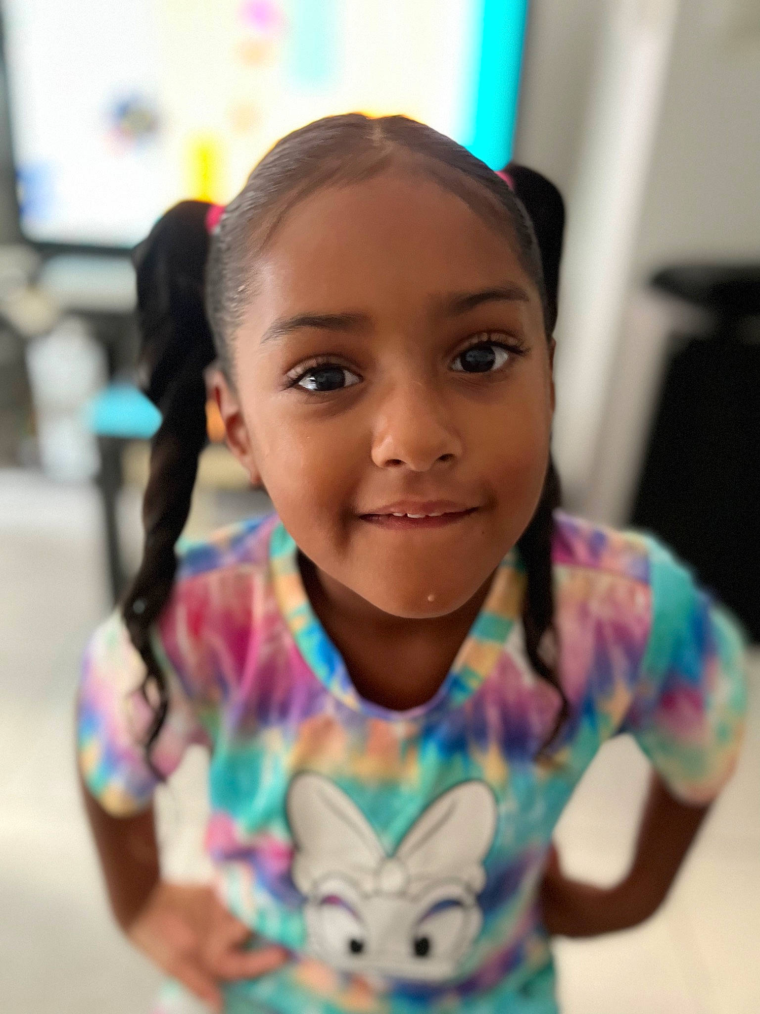 Solene a rejoint le concours — aidez-le/la à gagner de superbes lots ! black_hair, cheek, child, chin, ear, eyebrow, eyelash, facial_expression, forehead, fun, hairstyle, happy, human, iris, joy, lip, neck, nose, person, skin