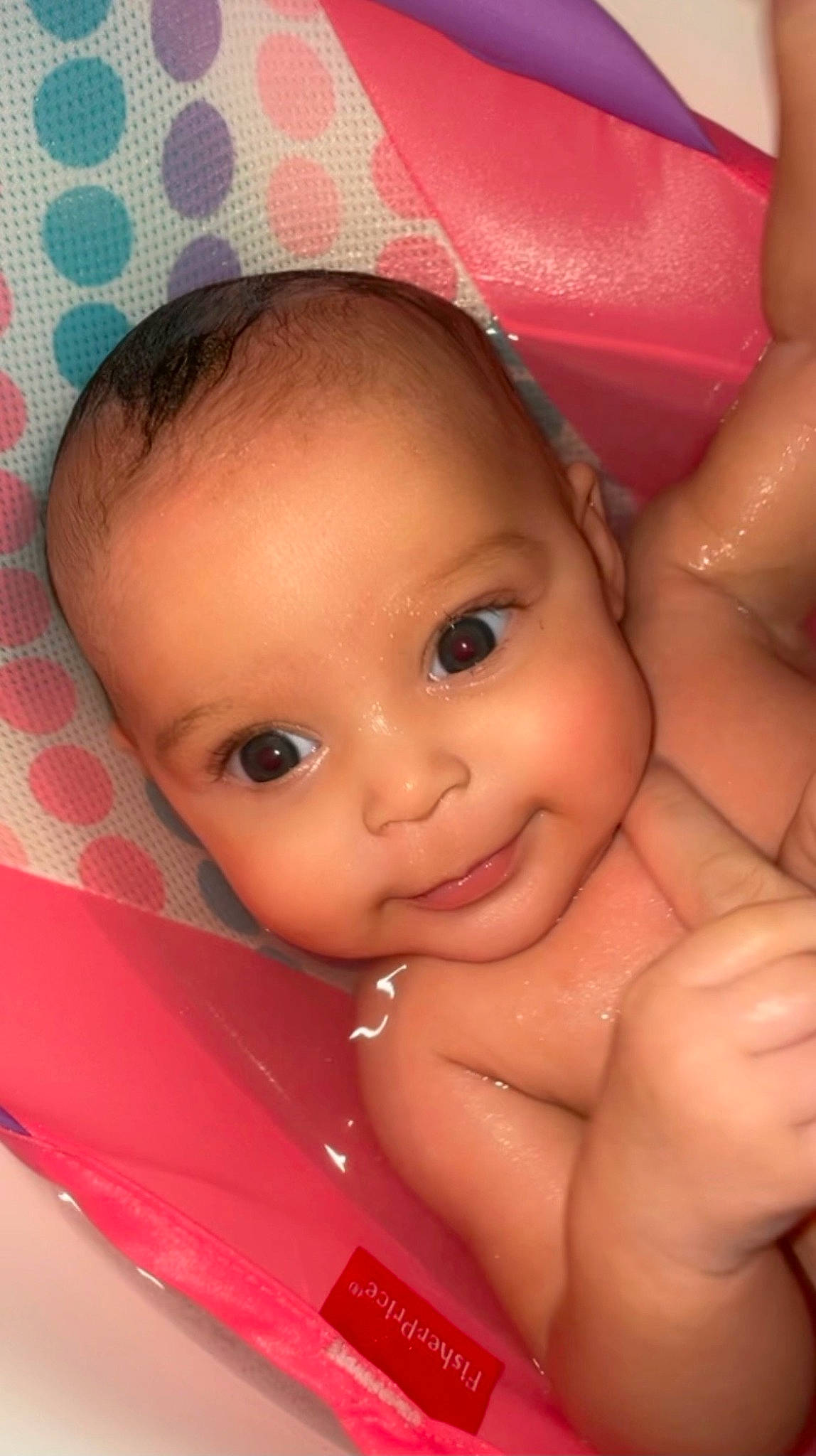 Avani is registered to the contest to win money with this photo: arm, cheek, chin, eye, eyebrow, eyelash, face, forehead, hair, hand, human_body, joint, lip, mouth, neck, nose, organ, person, product, skin