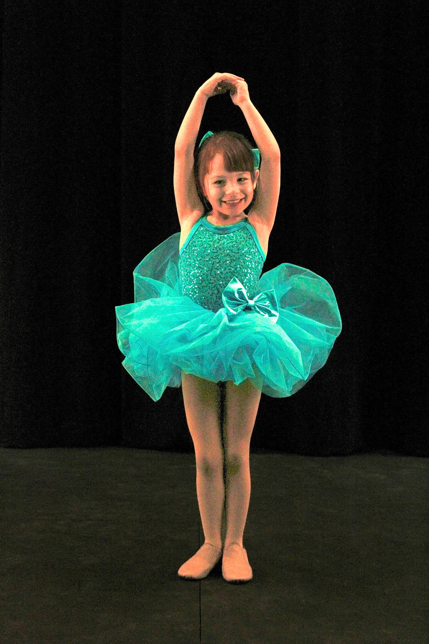 Charlee is registered to the contest to win money with this photo: art, athletic_dance_move, balance, ballet, ballet_dancer, ballet_shoe, ballet_tutu, barefoot, choreography, dance, entertainment, event, flash_photography, human_leg, joy, leg, performing_arts, person, shoe, smile