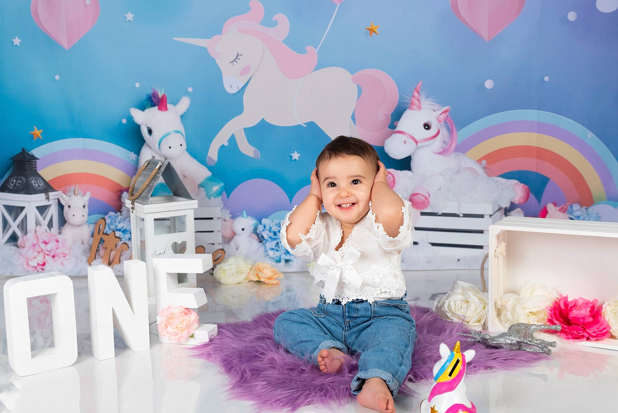 Livia a rejoint le concours — aidez-le/la à gagner de superbes lots ! art, baby_toddler_clothing, beauty, child, event, fun, happy, joy, leisure, magenta, people, person, pink, purple, smile, snapshot, summer, textile, toddler, toy