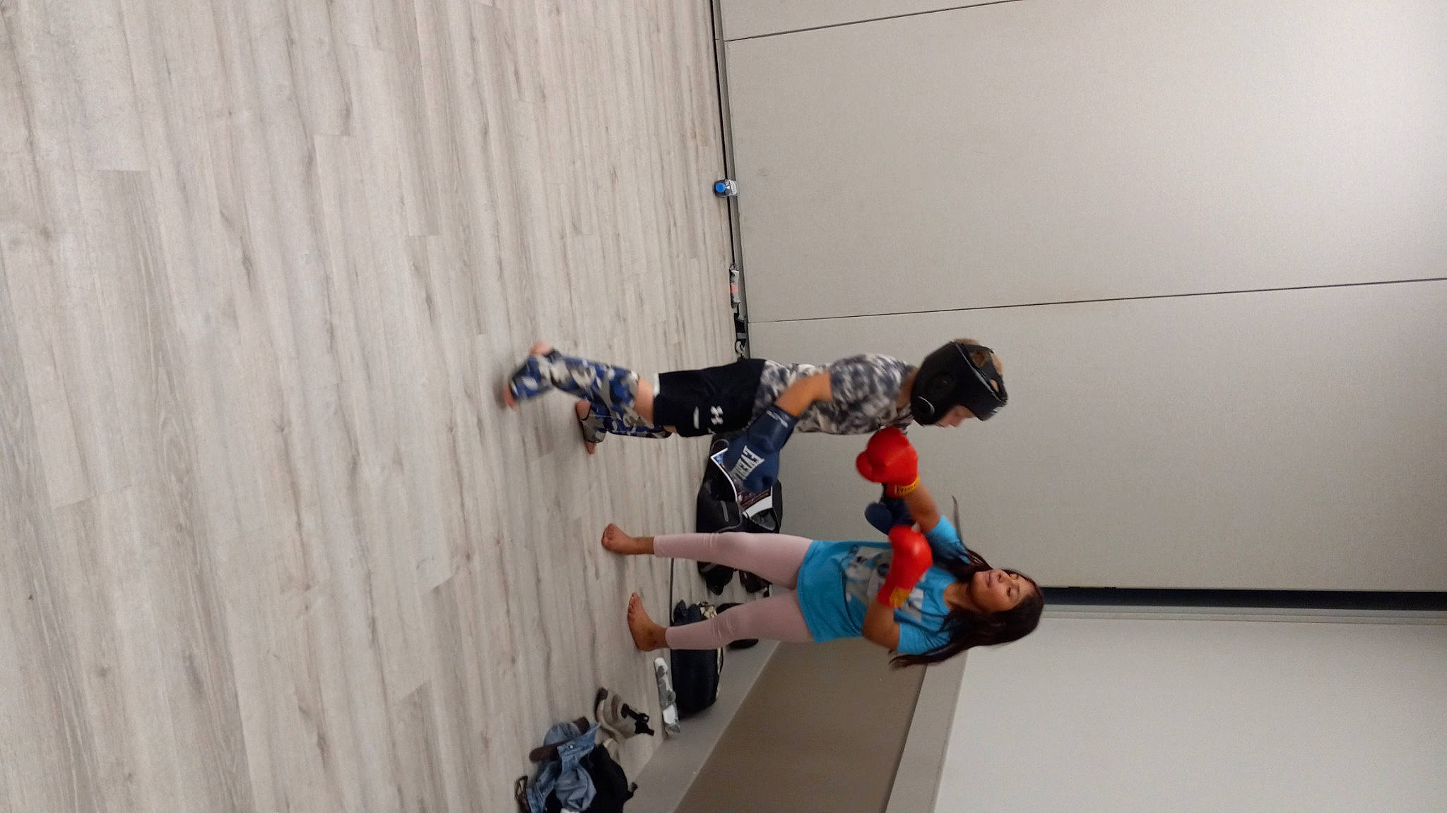 Izabelle is registered to the contest to win money with this photo: adventure, competition, competition_event, elbow, fun, human_leg, individual_sports, knee, leisure, outdoor_shoe, person, physical_fitness, player, recreation, rope, shorts, sock, sports, sportswear, thigh