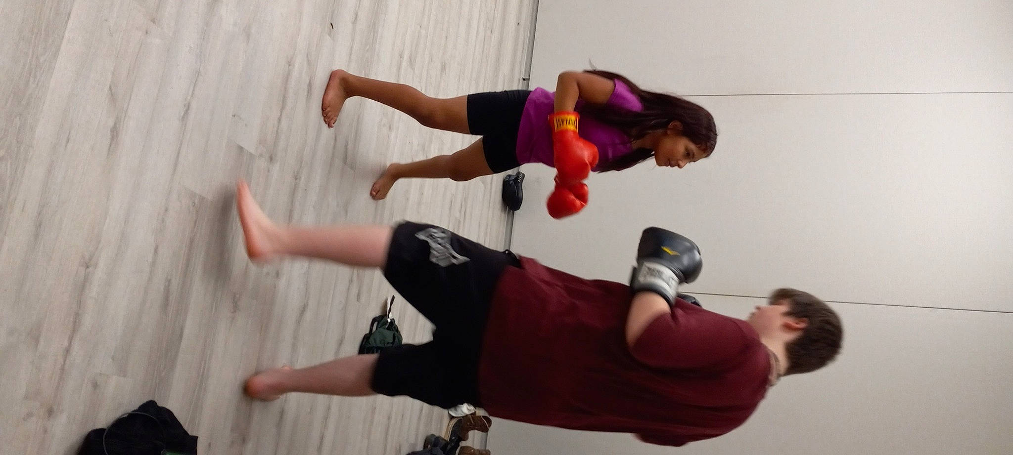 Izabelle is registered to the contest to win money with this photo: active_pants, arm, competition_event, elbow, entertainment, event, fun, hat, joint, knee, leg, leisure, performing_arts, person, recreation, shorts, sneakers, sports, sportswear, thigh