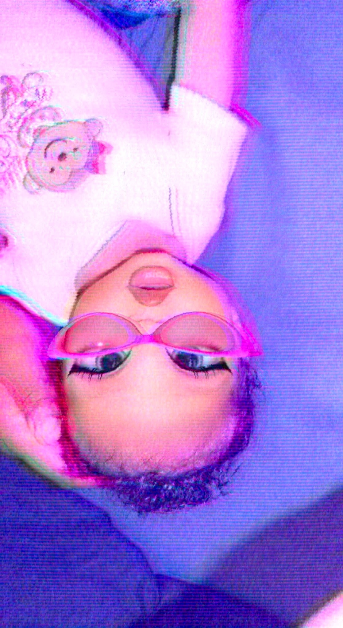 Illadi joined the competition — help win amazing prizes! electric_blue, eyewear, fashion_accessory, flesh, fun, happy, human_leg, magenta, mouth, nail, peach, person, petal, pink, purple, sunglasses, violet