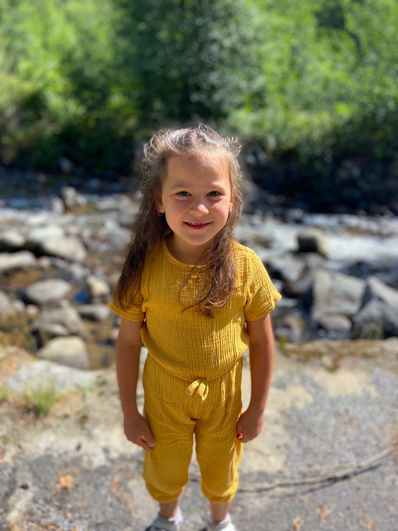 Leonie participe au concours pour gagner de l'argent avec cette photo : arm, beauty, child, eye, face, fawn, grass, happy, head, joy, landscape, leaf, leisure, people_in_nature, person, plant, skin, smile, summer, toddler