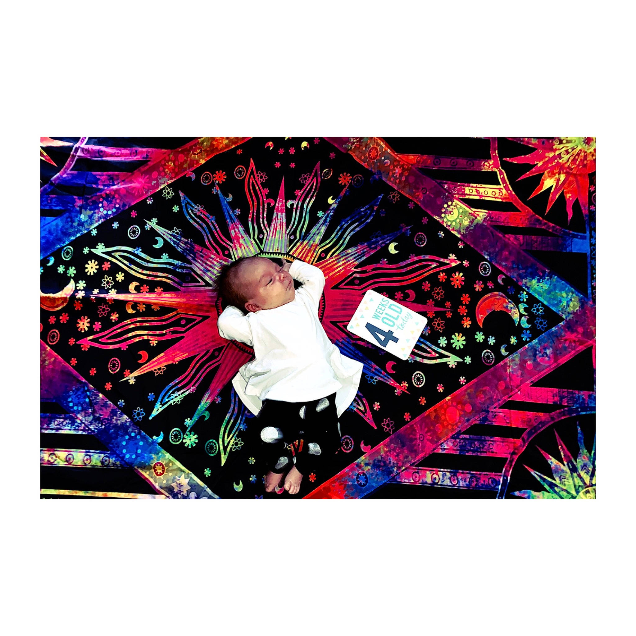 Ava-lee joined the competition — help win amazing prizes! art, design, graphic_design, illustration, magenta, person, violet