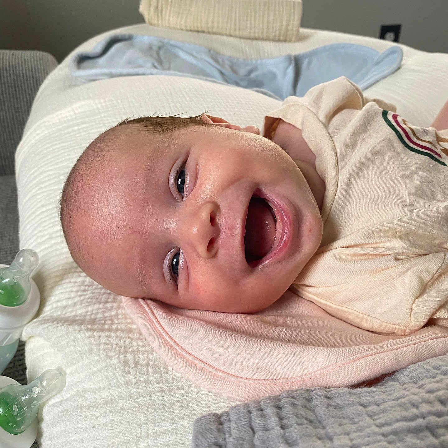 Charlie is registered to the contest to win money with this photo: architecture, baby, babylaughing, bed, building, crib, crying, face, furniture, happy, head, hospital, infantbed, laughing, newborn, person, photography, portrait, sad, smile