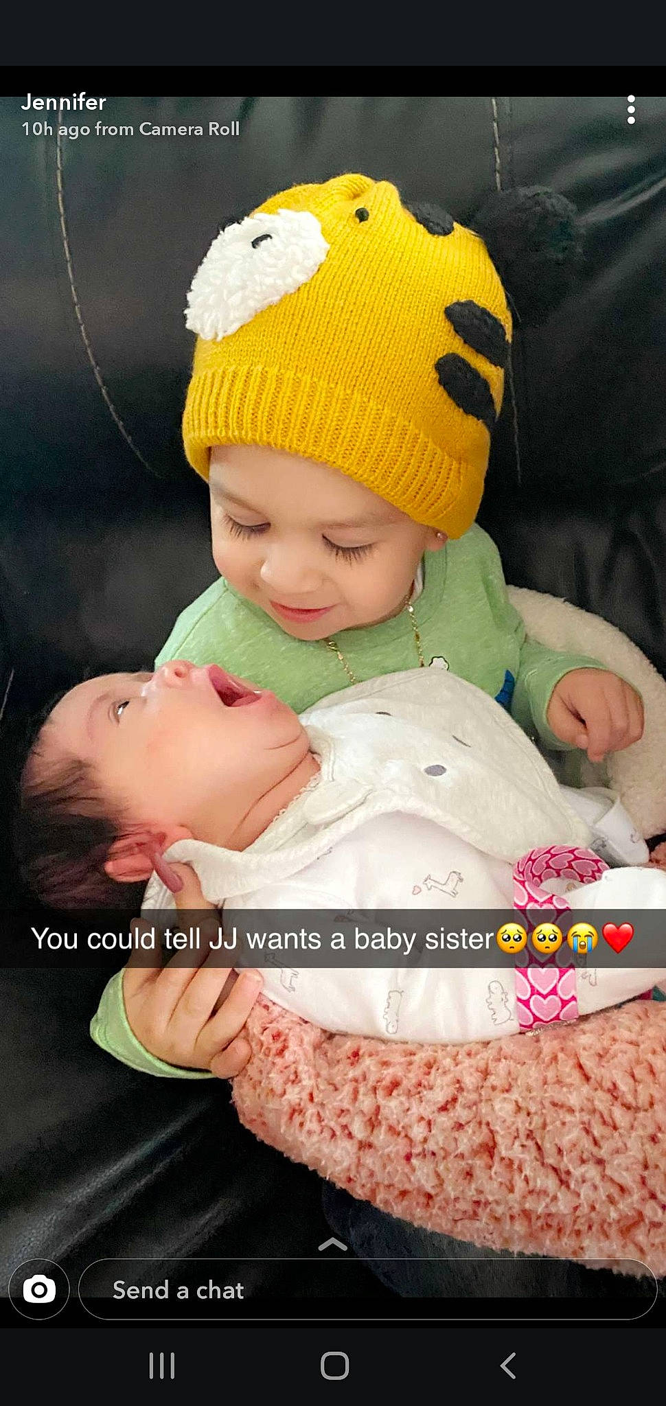 Mariana is registered to the contest to win money with this photo: baby, baby_products, beanie, cap, child, crochet, daughter, headgear, joy, knit_cap, knitting, person, product, smile, textile, toddler, wool, yellow