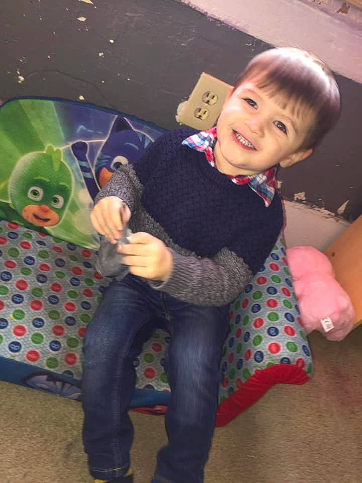 Julien is registered to the contest to win money with this photo: baby, cheek, child, cool, fun, jeans, joy, person, play, skin, toddler