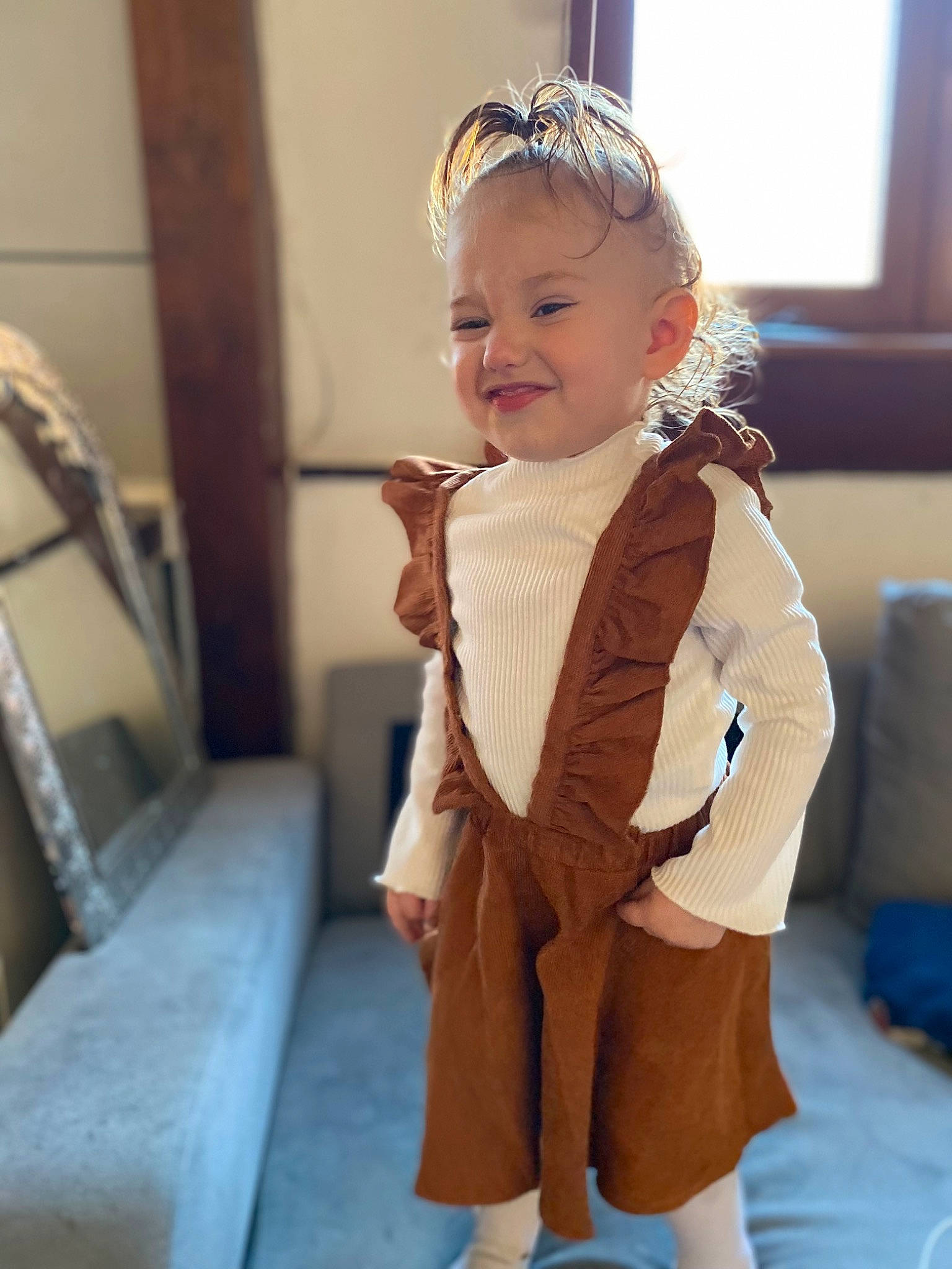 Mylena a rejoint le concours — aidez-le/la à gagner de superbes lots ! baby, baby_toddler_clothing, blond, child, dress, face, facial_expression, flooring, formal_wear, fun, happy, human_body, joy, leg, outerwear, person, sitting, skin, sleeve, smile