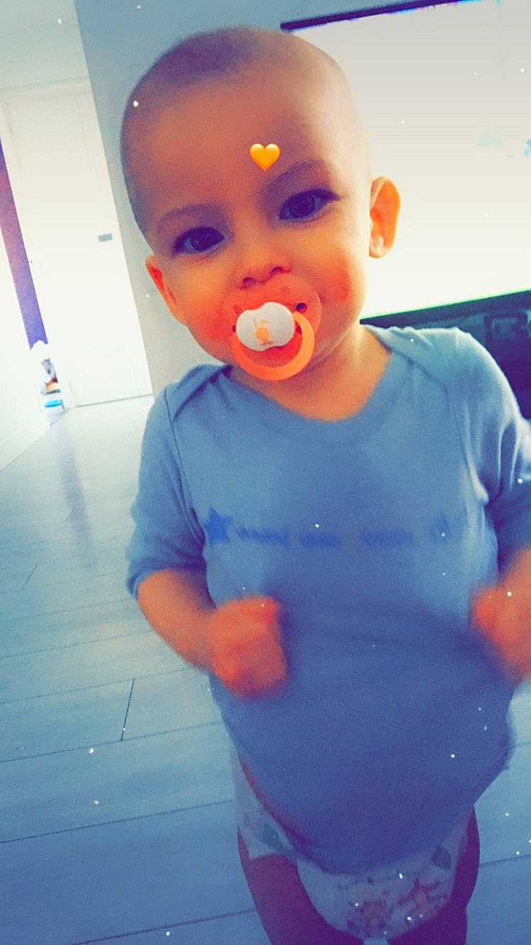 Kenzo a rejoint le concours — aidez-le/la à gagner de superbes lots ! baby, blue, cheek, child, eye, face, facial_expression, fun, head, lip, mouth, nose, person, play, skin, smile, toddler