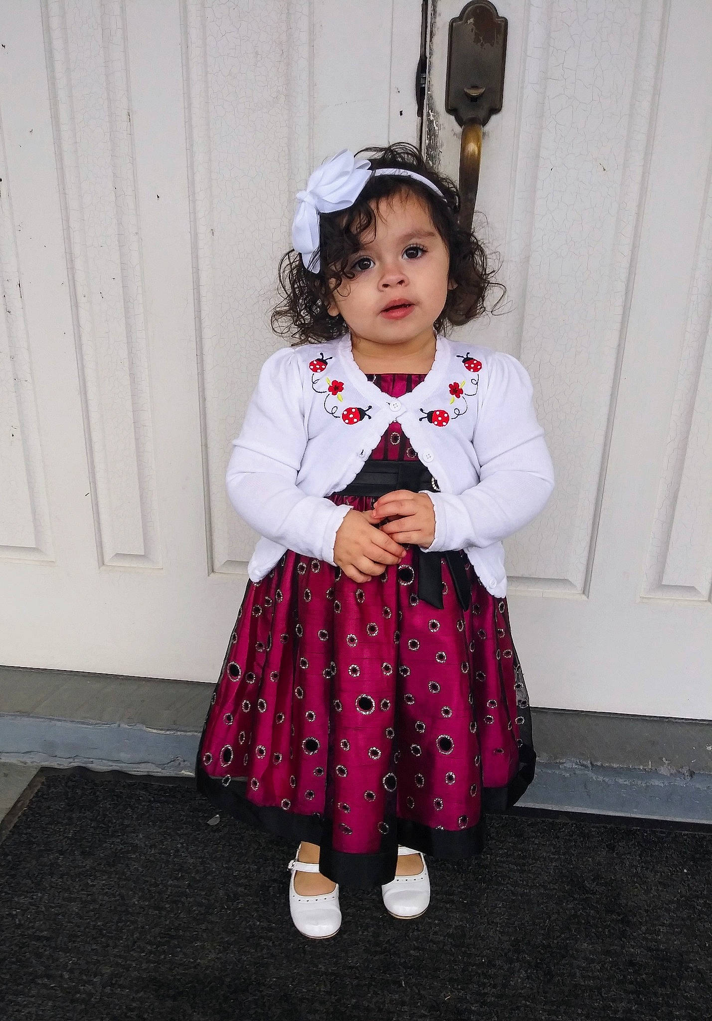 Ruby is registered to the contest to win money with this photo: child, costume, dress, person, smile, toddler, tradition