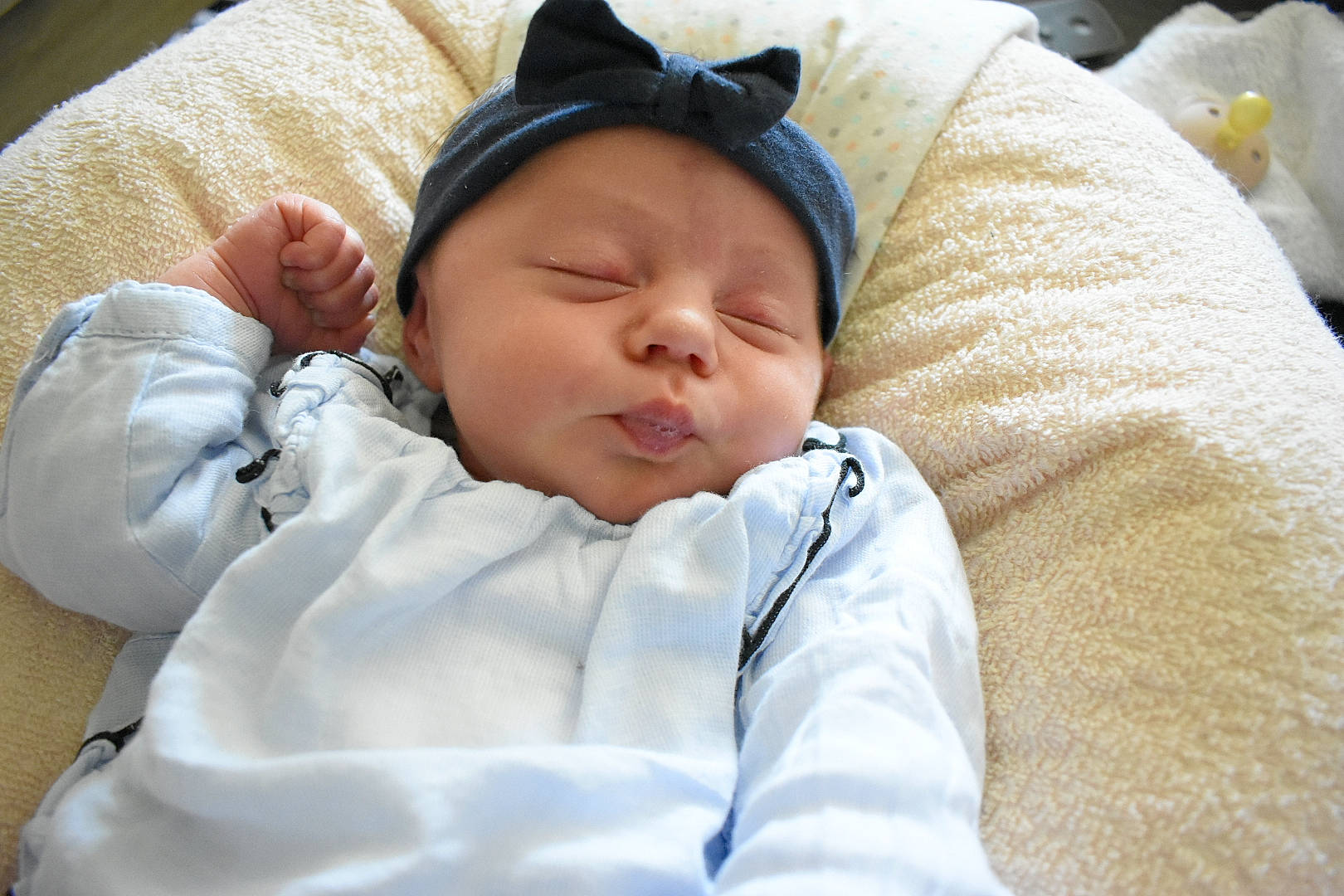 Camila a rejoint le concours — aidez-le/la à gagner de superbes lots ! baby, baby_sleeping, bedtime, cheek, child, childbirth, comfort, ear, forehead, headwear, nap, nose, person, skin, sleep, smile, toddler