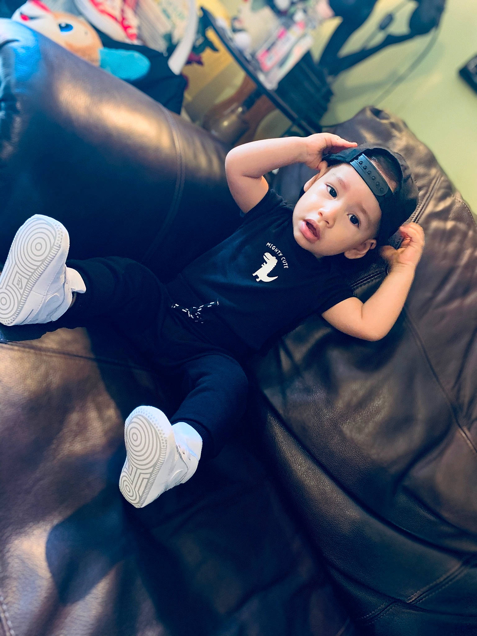 Amazias King joined the competition — help win amazing prizes! arm, beauty, blue, child, cloud, cool, hand, happy, headwear, leg, meteorological_phenomenon, mountain, nose, person, photography, recreation, selfie, shoe, sky, smile