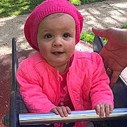 Nelya participe au concours pour gagner de l'argent avec cette photo :