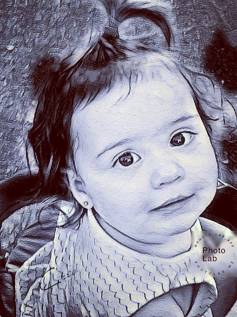 Alyx participe au concours pour gagner de l'argent avec cette photo : art, artwork, child, drawing, emotion, eye, face, facial_expression, fictional_character, girl, head, illustration, nose, painting, person, portrait, self_portrait, sketch, smile, visual_arts