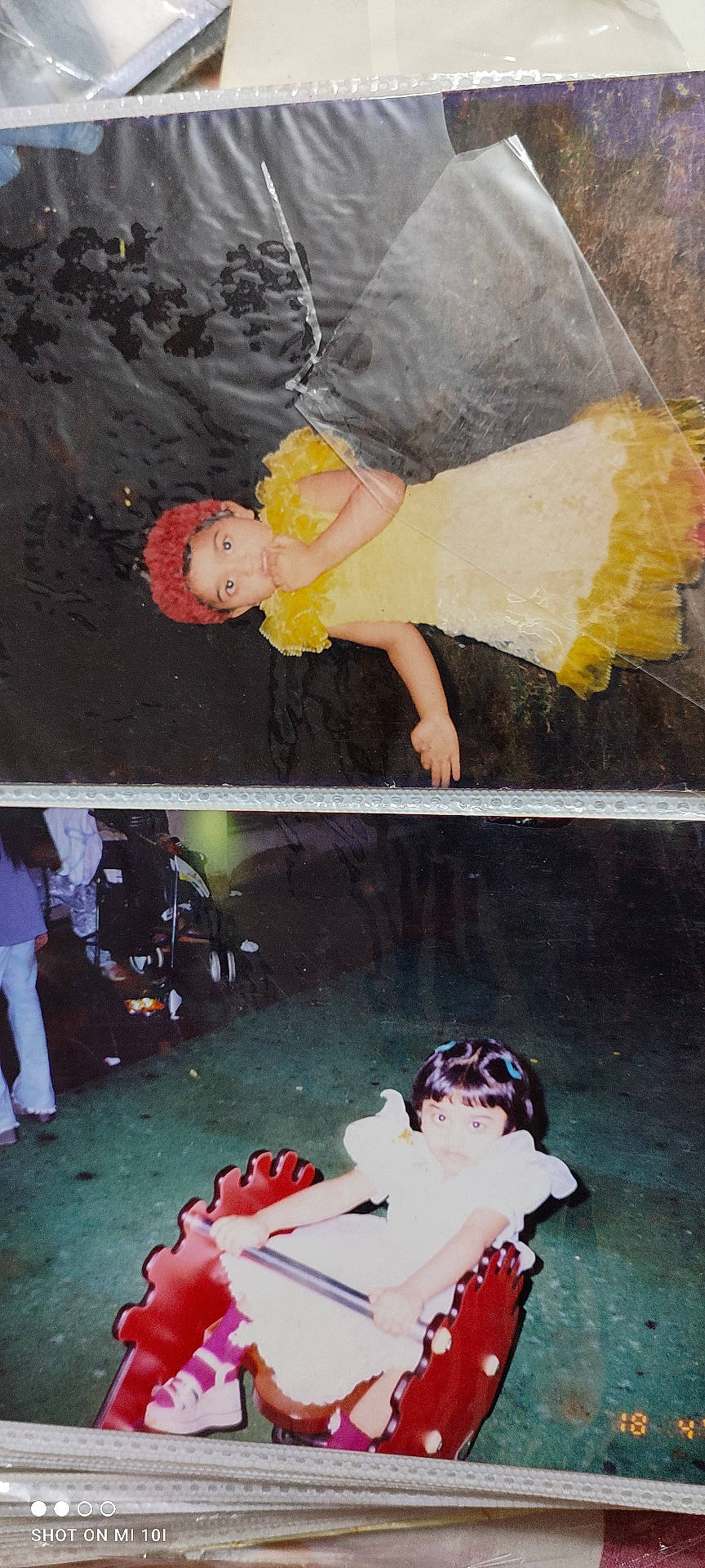Ammaar is registered to the contest to win money with this photo: baseball, baseballglove, bonnet, cap, child, clothing, costume, dress, face, female, footwear, formalwear, girl, glove, hat, head, person, photography, portrait, sport