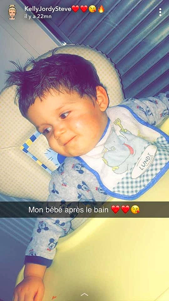 Jordy a rejoint le concours — aidez-le/la à gagner de superbes lots ! baby, baby_products, baby_safety, baby_toddler_clothing, cheek, child, collar, comfort, eyebrow, forehead, iris, linens, overall, person, pleased, product, sleeve, sock, toddler