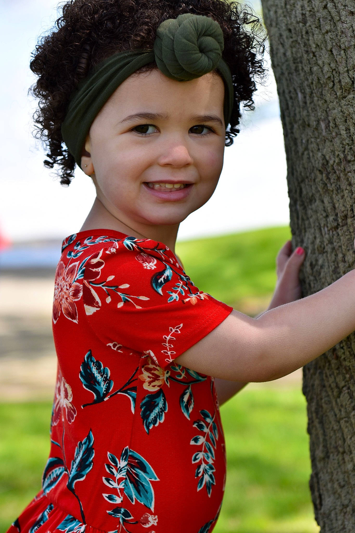 Emmalin joined the competition — help win amazing prizes! adaptation, child, child_model, hairstyle, happy, joy, person, smile, toddler, tree