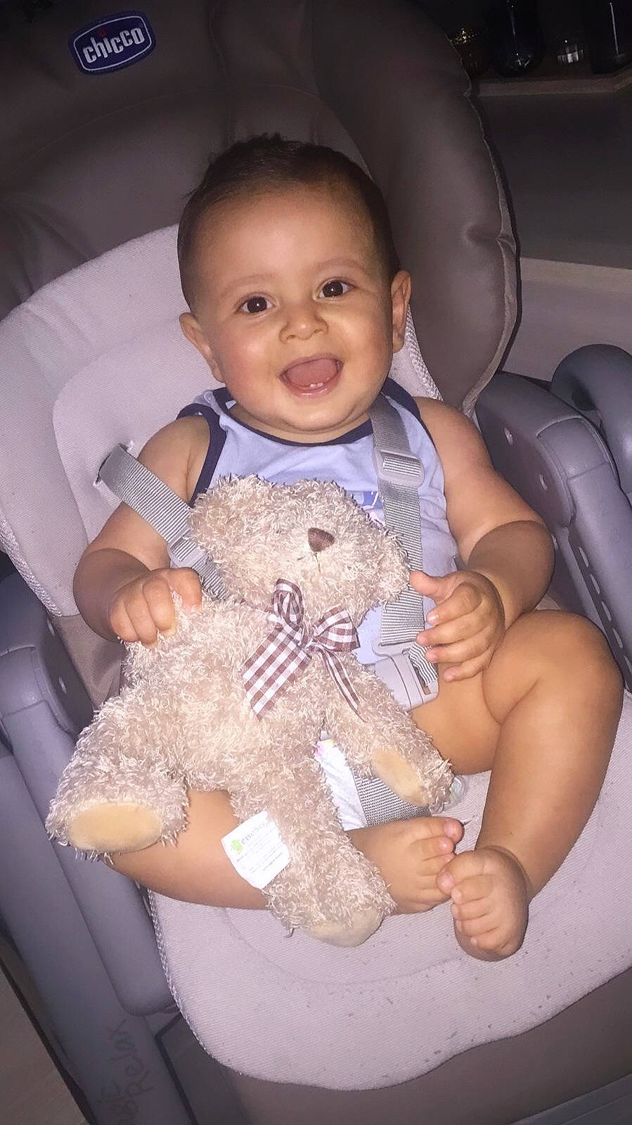 Qassim a rejoint le concours — aidez-le/la à gagner de superbes lots ! baby, cheek, child, joy, person, sitting, skin, toddler