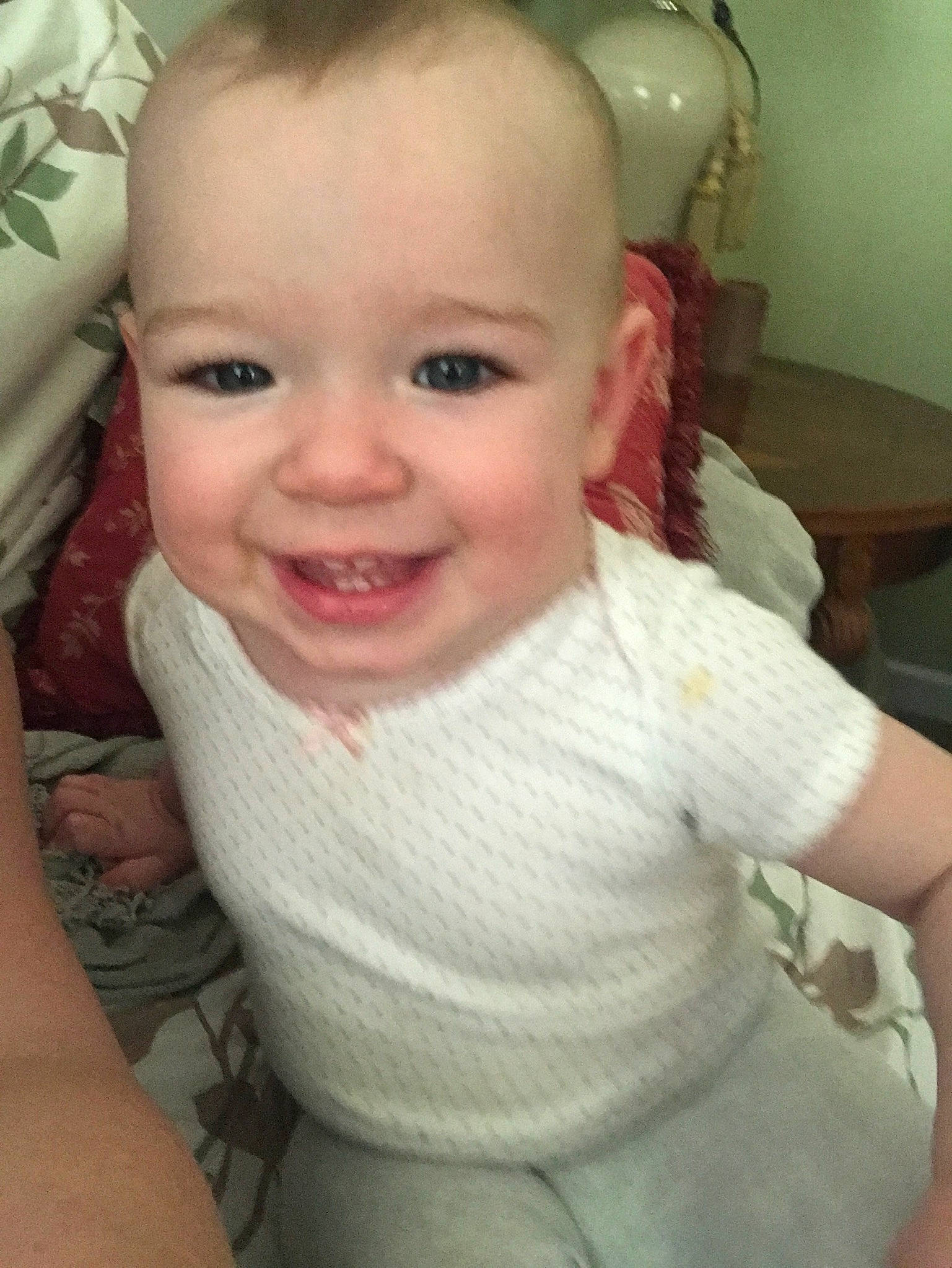 Clara is registered to the contest to win money with this photo: baby, beauty, blond, cheek, child, chin, ear, eye, eyebrow, face, facial_expression, forehead, hair, head, joy, lip, mouth, nose, person, skin