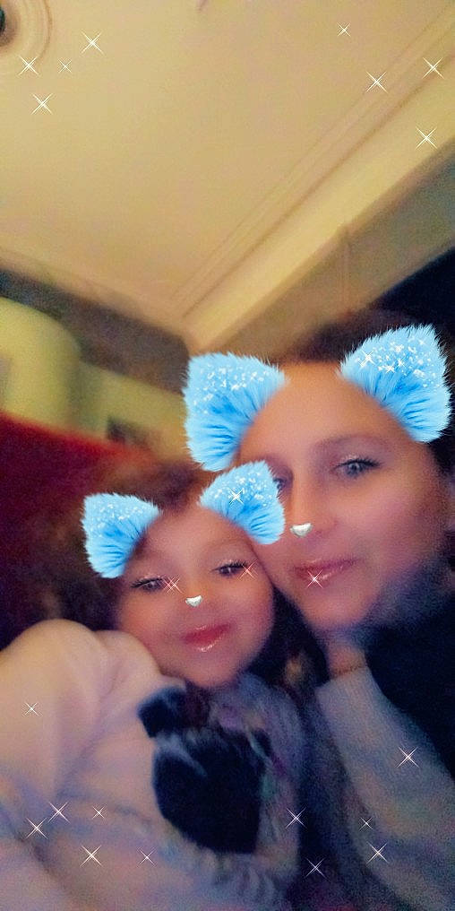 Jalane participe au concours pour gagner de l'argent avec cette photo : cheek, child, fun, nose, person, photography, selfie, smile, toddler