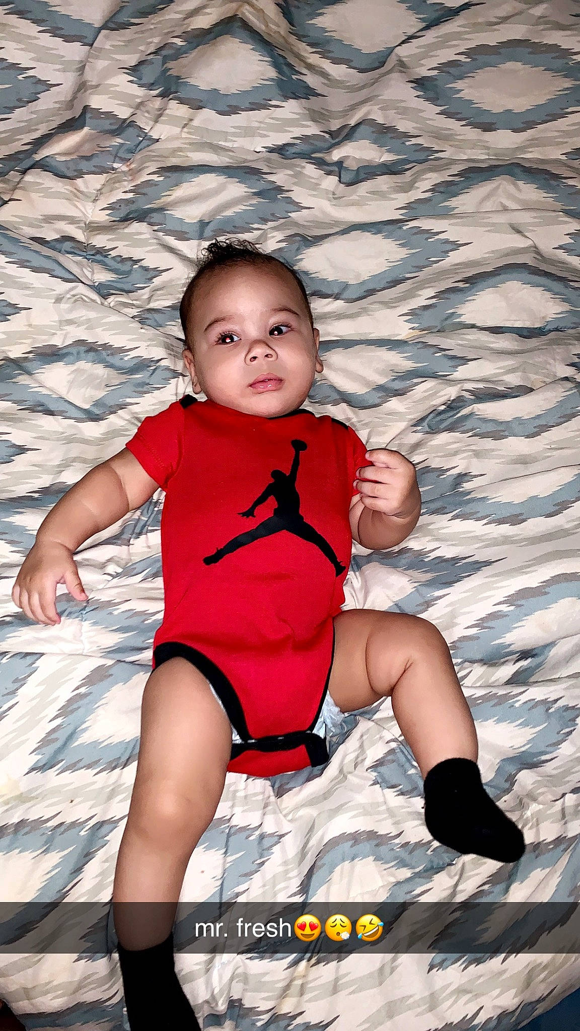 Khaven is registered to the contest to win money with this photo: abdomen, baby, baby_toddler_clothing, face, finger, flash_photography, fun, happy, human_leg, joint, leg, leisure, muscle, neck, people_in_nature, person, sitting, skin, thigh, toddler