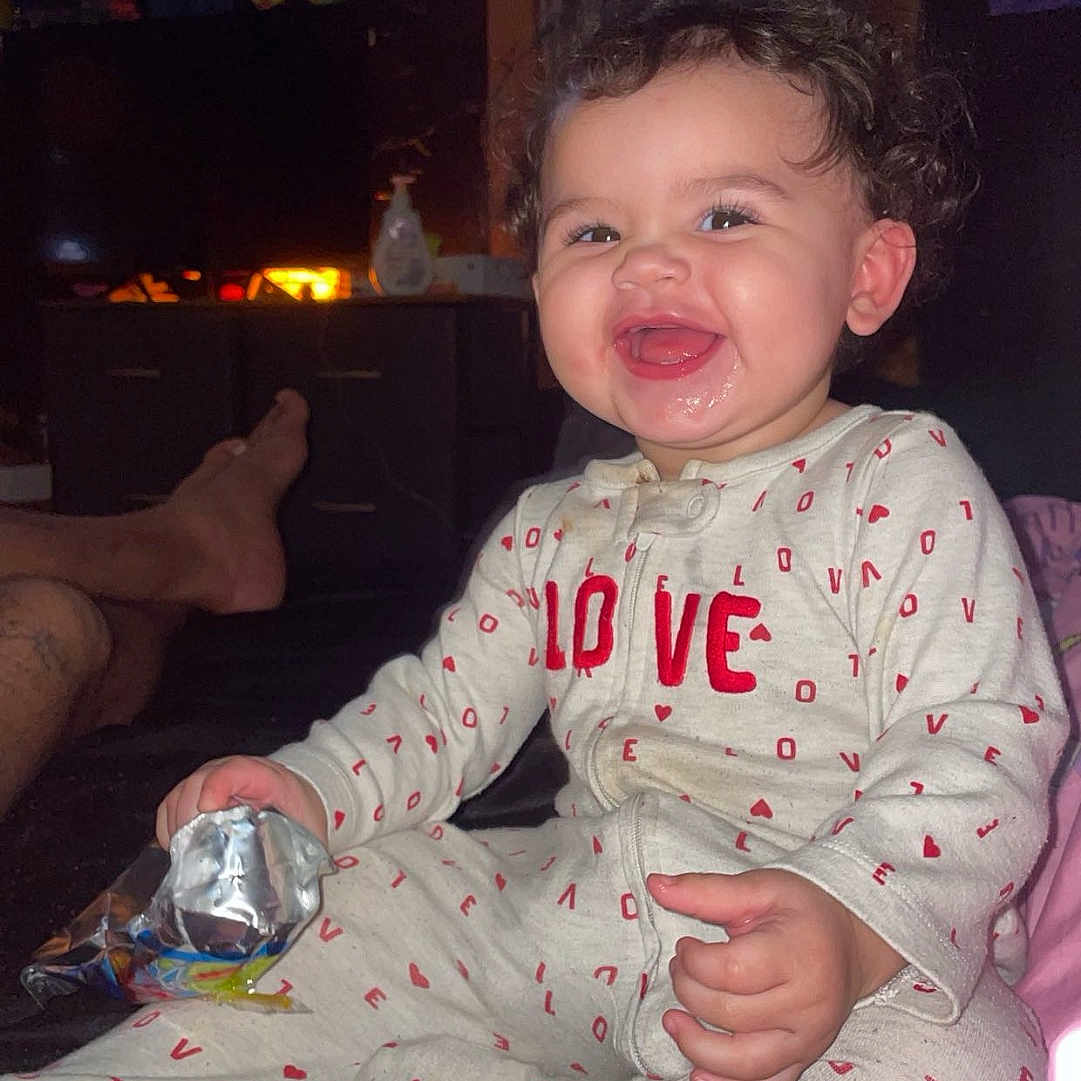 Mariella joined the competition — help win amazing prizes! adult, baby, computerhardware, cutlery, electronics, face, fireplace, happy, hardware, head, indoors, male, man, monitor, person, photography, portrait, screen, spoon, tv