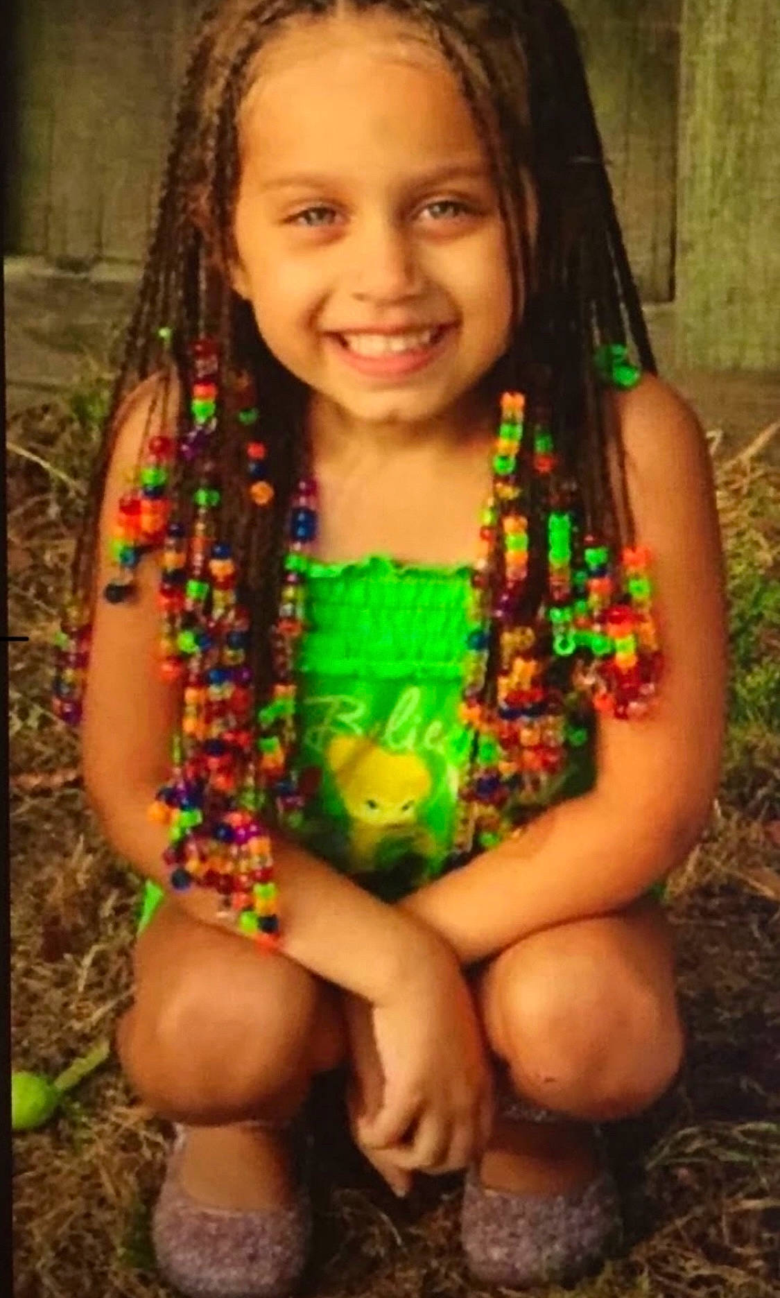 Kadynse is registered to the contest to win money with this photo: cheek, chin, eye, face, flash_photography, grass, hair, happy, head, iris, joy, lip, nature, neck, organ, people_in_nature, person, photograph, skin, smile