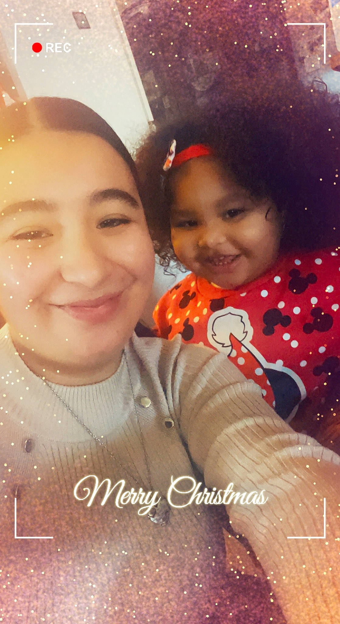 Analia is registered to the contest to win money with this photo: adaptation, beauty, chin, cool, eyebrow, facial_expression, flash_photography, forehead, friendship, fun, happy, human, human_body, jewellery, joy, leisure, lip, nose, person, skin