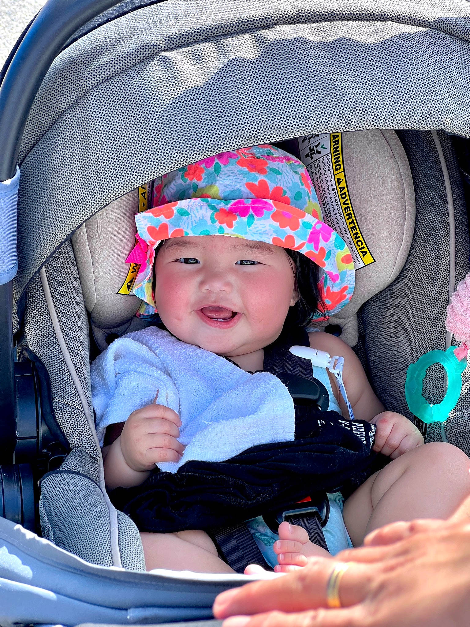 Arya is registered to the contest to win money with this photo: baby, baby_carriage, baby_products, baby_safety, baby_sleeping, baby_toddler_clothing, beauty, blue, car_seat, cheek, child, comfort, fashion_accessory, fun, hat, headwear, pattern, person, product, sitting