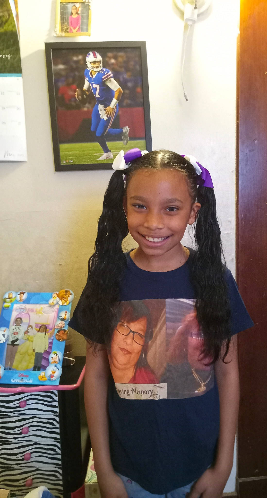 Selena joined the competition — help win amazing prizes! art, artist, child, dreadlocks, ear, event, fashion_design, fun, hair_coloring, happy, joy, leisure, necklace, party, person, picture_frame, purple, room, smile, snapshot