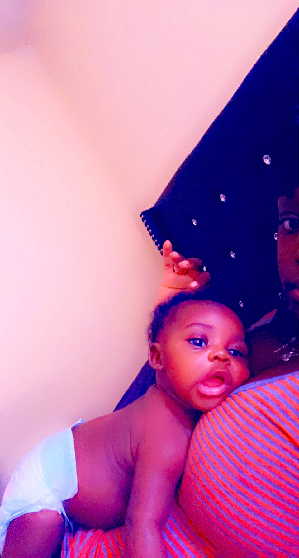 Keon is registered to the contest to win money with this photo: arm, child, electric_blue, event, face, fashion_design, flash_photography, fun, gesture, hand, happy, hat, human_body, jewellery, lip, magenta, performance, performing_arts, person, pink