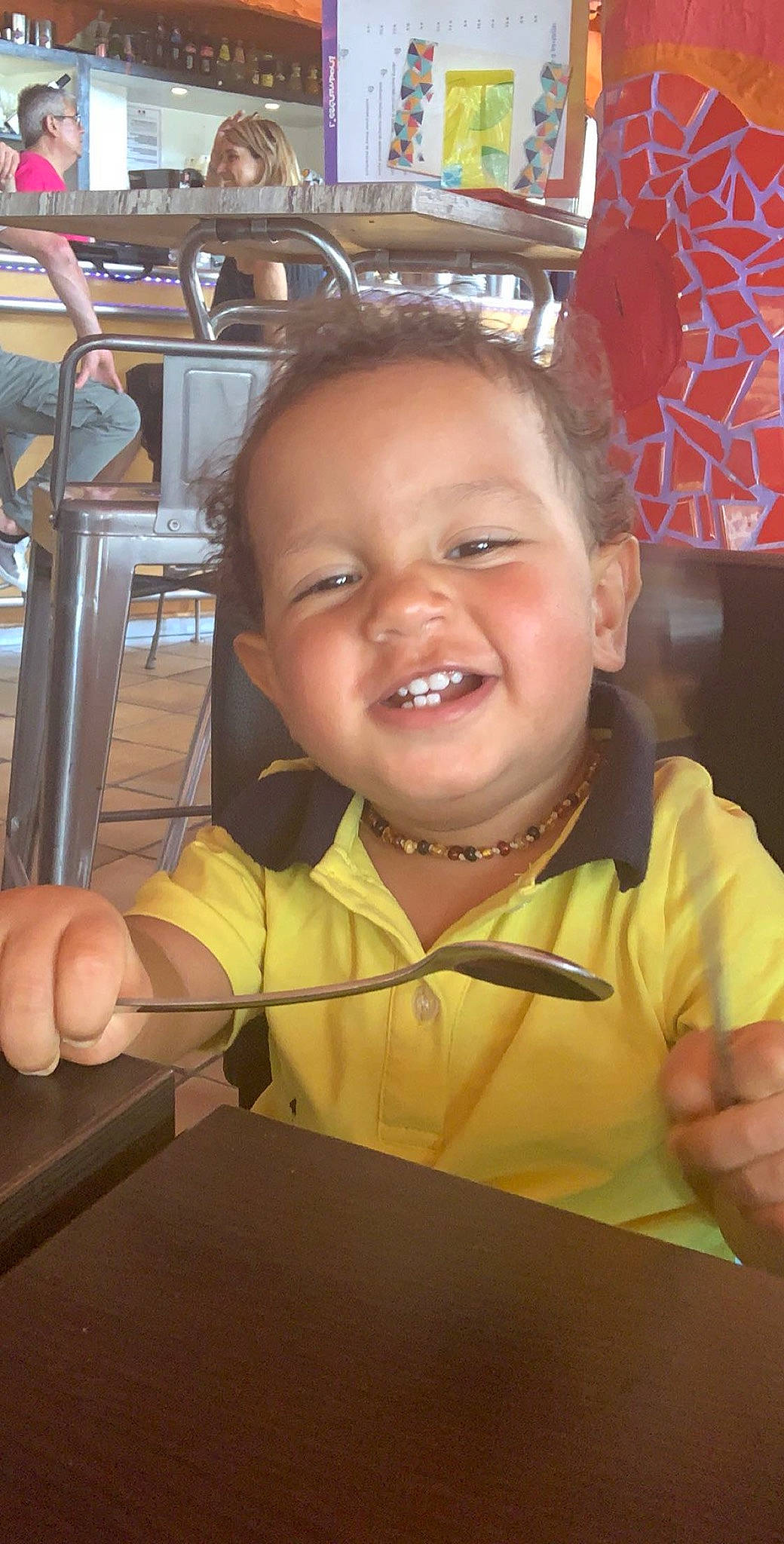 Layvin participe au concours pour gagner de l'argent avec cette photo : child, facial_expression, fun, happy, joy, laugh, person, smile, toddler, tooth, vacation