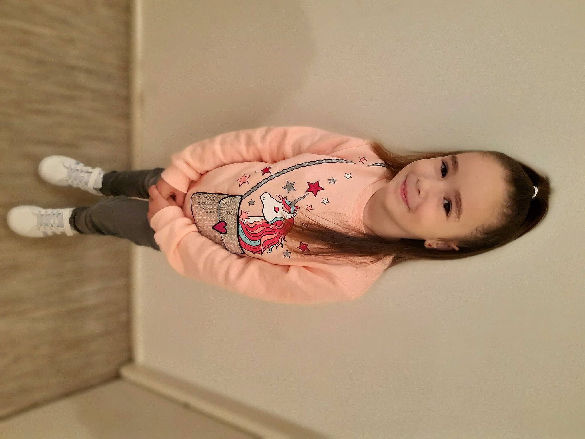 Julia participe au concours pour gagner de l'argent avec cette photo : baby, cheek, child, ear, head, joy, person, pink, room, skin, sleep, toddler