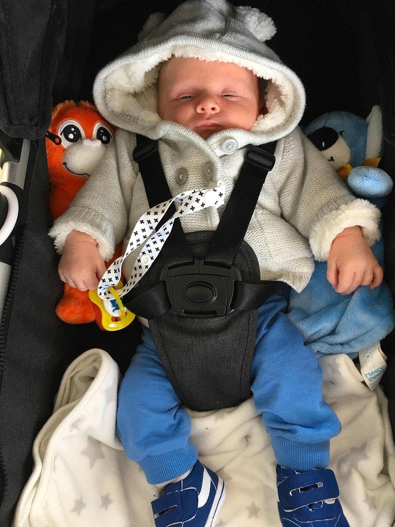 Harris joined the competition — help win amazing prizes! action_figure, person, puppet, toy