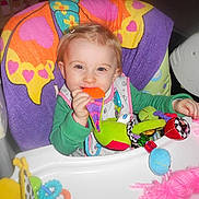 Lola participe au concours pour gagner de l'argent avec cette photo :