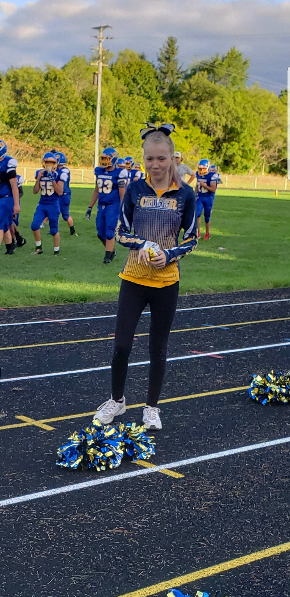 Greenlee is registered to the contest to win money with this photo: championship, competition_event, person, pesapallo, player, recreation, running, sports, team