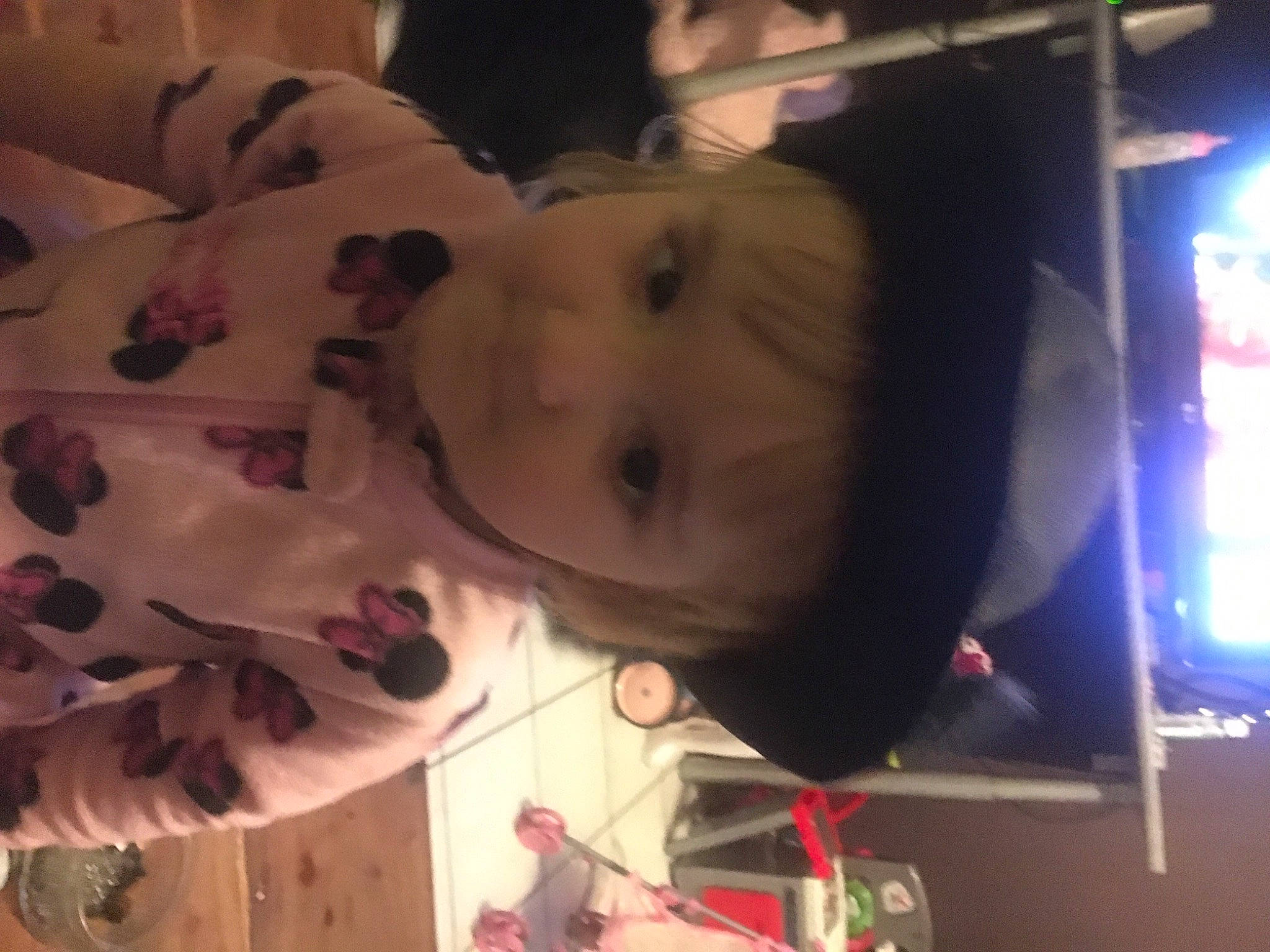 Elena a rejoint le concours — aidez-le/la à gagner de superbes lots ! baby, baby_products, baby_safety, baby_toddler_clothing, cheek, child, eyelash, fun, happy, nose, pattern, person, room, skin, smile, toddler, tree