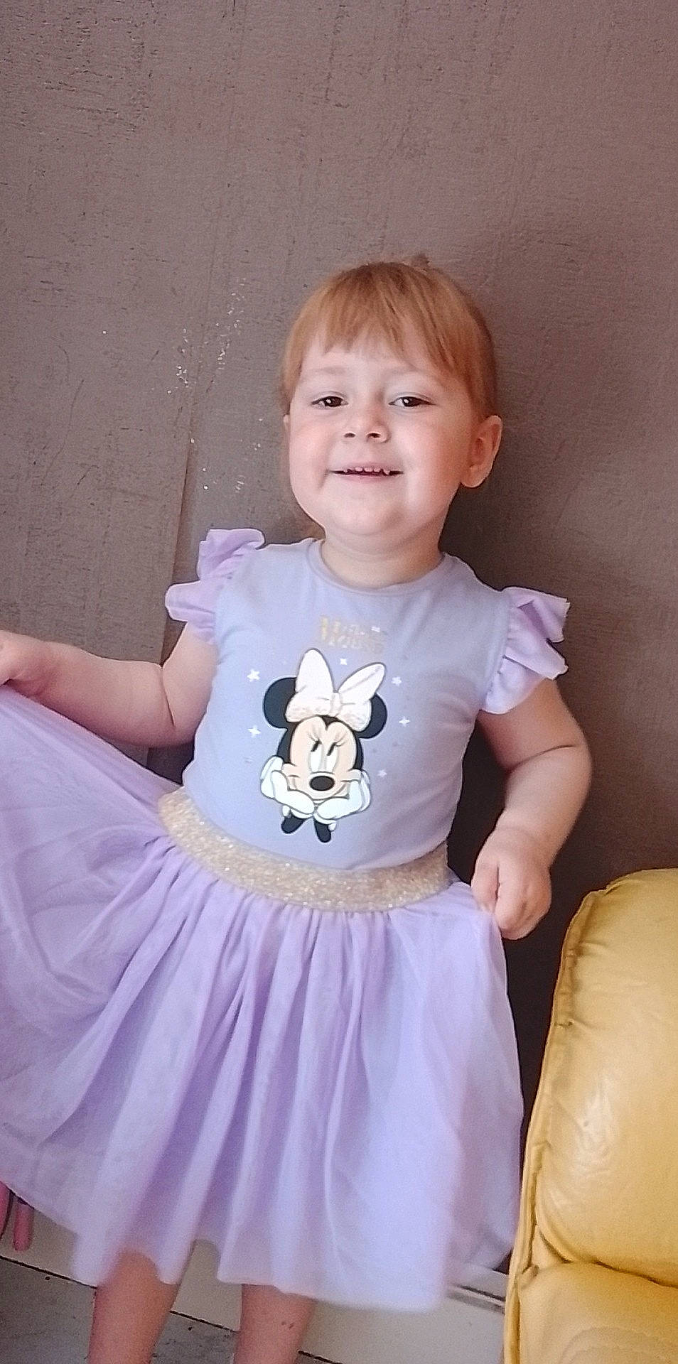 Camillia a rejoint le concours — aidez-le/la à gagner de superbes lots ! baby_toddler_clothing, child, day_dress, event, fashion_design, happy, joint, joy, magenta, neck, one_piece_garment, pattern, peach, person, pink, shoulder, skin, sleeve, smile, standing