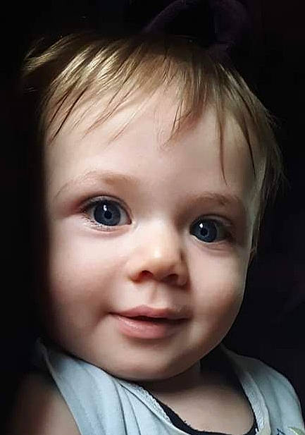 Sylas is registered to the contest to win money with this photo: baby, beauty, blond, cheek, child, chin, close_up, eye, eyebrow, face, facial_expression, forehead, hair, head, lip, nose, organ, person, skin, smile