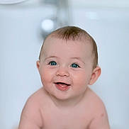 Talya participe au concours pour gagner de l'argent avec cette photo : baby, child, smile, blue_eyes, face, head, skin, infant, portrait, cute, happy, expression, looking_at_camera, bare_shoulders, young, innocence, human, closeup, cheerful, adorable