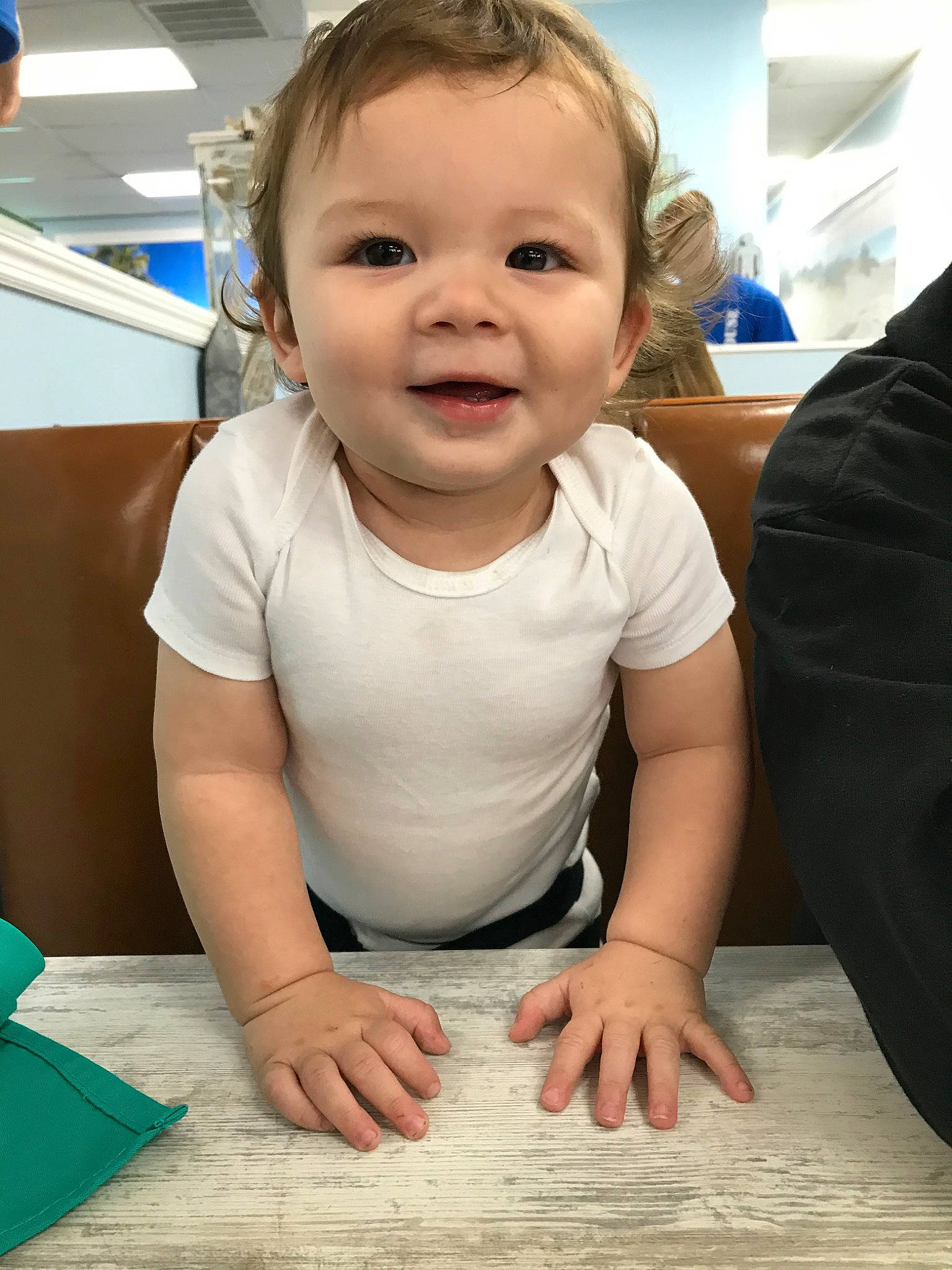 Azrael is registered to the contest to win money with this photo: baby, cheek, child, chin, face, head, person, play, skin, smile, toddler, tummy_time