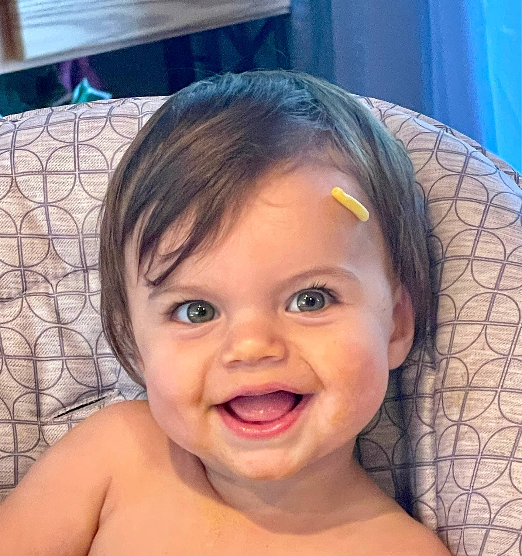 Andie is registered to the contest to win money with this photo: blue, cheek, chin, eye, eyebrow, eyelash, face, facial_expression, forehead, hair, hairstyle, head, joy, lip, mouth, muscle, nose, organ, person, photograph