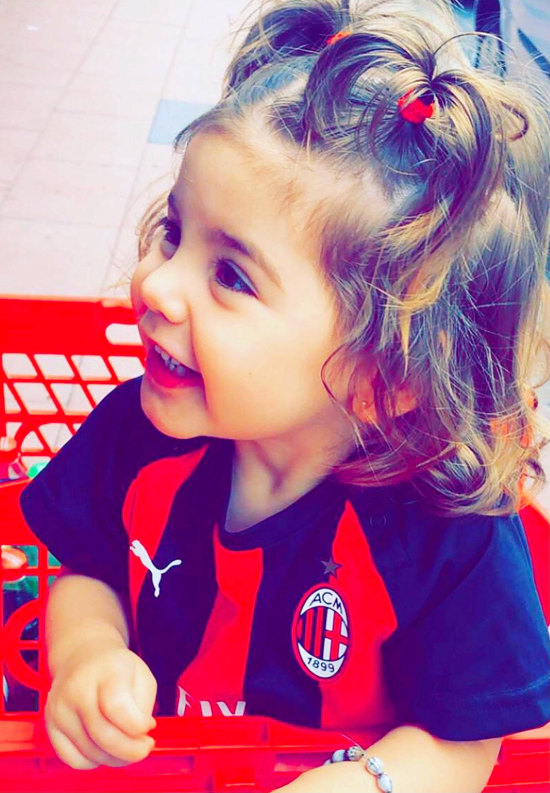 Gabriella a rejoint le concours — aidez-le/la à gagner de superbes lots ! blond, cheek, child, chin, face, facial_expression, forehead, games, hair, hairstyle, head, lip, mouth, nose, person, photography, play, recreation, skin, smile